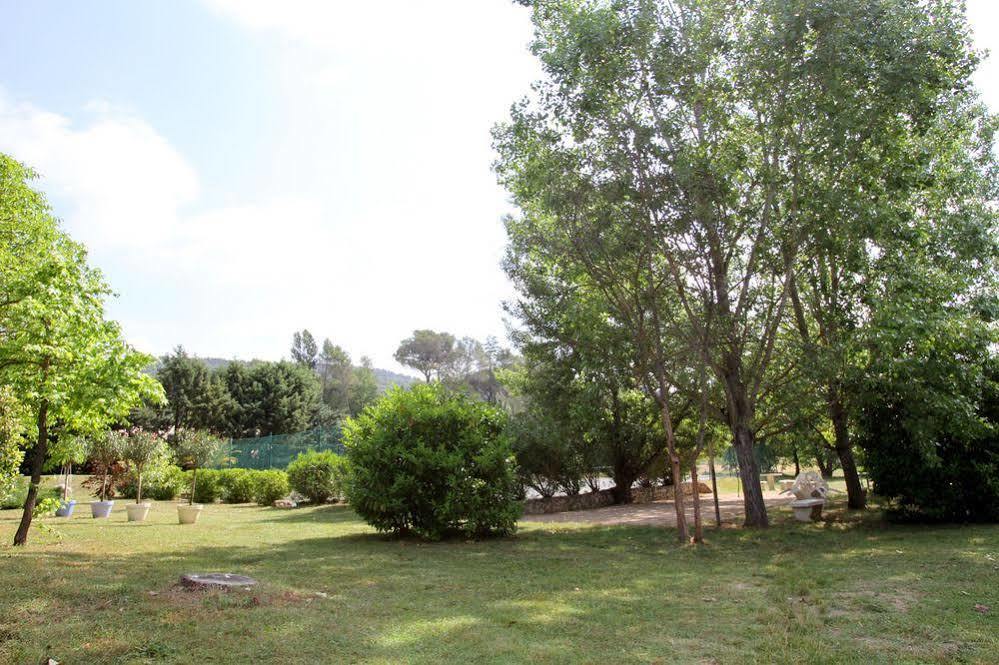 Auberge Des Pins Tourrettes Exterior foto
