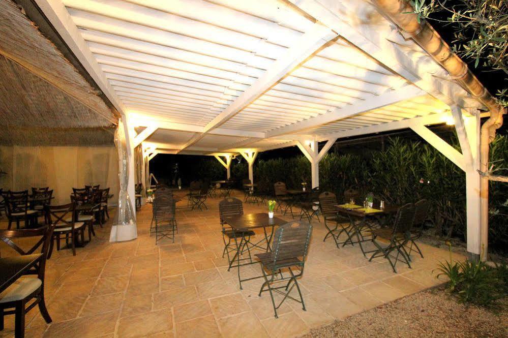 Auberge Des Pins Tourrettes Exterior foto